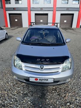  Toyota ist 2002 , 500000 , 