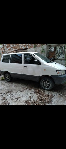    Toyota Town Ace 1990 , 300000 , 