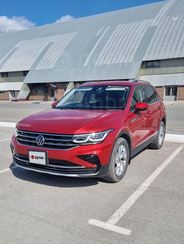 SUV   Volkswagen Tiguan 2021 , 2450000 , 