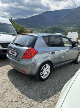  Kia Ceed 2007 , 631000 , 