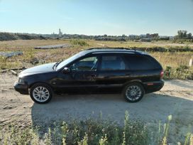  Volvo V40 2004 , 330000 , 