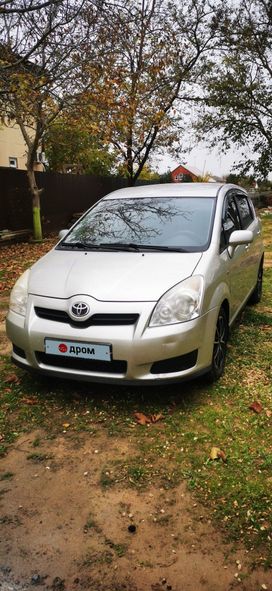    Toyota Corolla Verso 2008 , 990000 , 