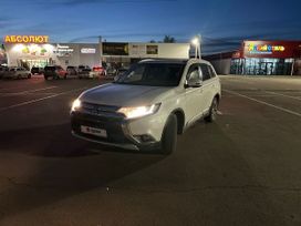 SUV   Mitsubishi Outlander 2015 , 1800000 , 