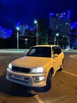 SUV   Toyota RAV4 1999 , 645000 , 