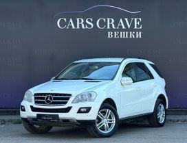 SUV   Mercedes-Benz M-Class 2010 , 900000 , 