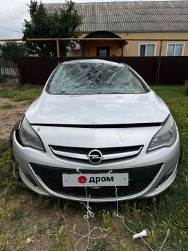  Opel Astra, 2013