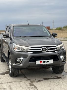  Toyota Hilux 2015 , 3232000 , 