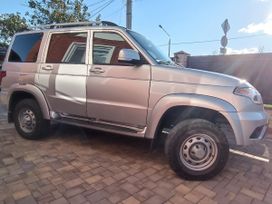 SUV     2019 , 1400000 , 
