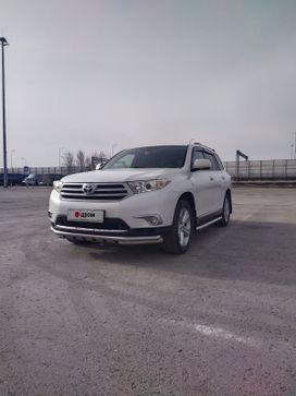 SUV   Toyota Highlander 2011 , 2350000 , 