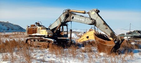   Volvo EC700B 2011 , 2000000 , 
