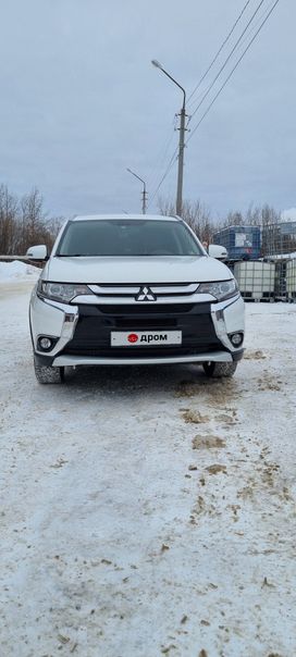 SUV   Mitsubishi Outlander 2015 , 1800000 , 