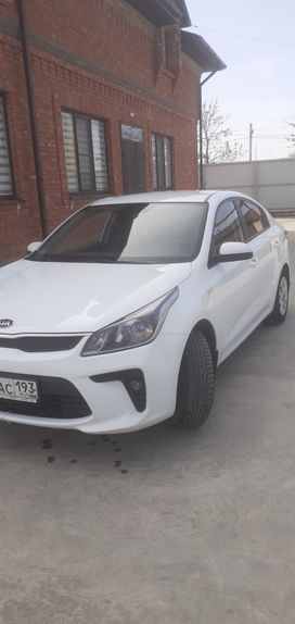  Kia Rio 2017 , 950000 , --