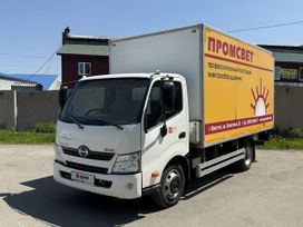   Hino 500 2015 , 4100000 , 