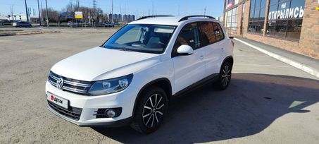 SUV   Volkswagen Tiguan 2011 , 1020000 , 