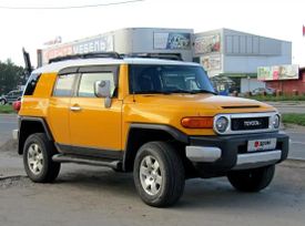 SUV   Toyota FJ Cruiser 2008 , 3200000 , 