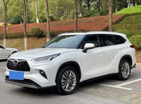 SUV   Toyota Highlander 2022 , 3300000 , -