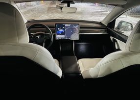 SUV   Tesla Model Y 2020 , 3150000 , -