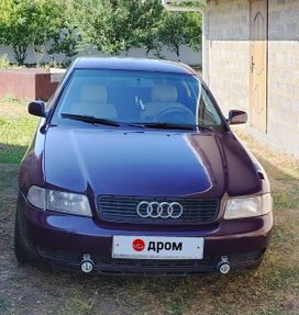  Audi A4 1995 , 320000 , 