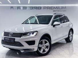 SUV   Volkswagen Touareg 2014 , 2750000 , 