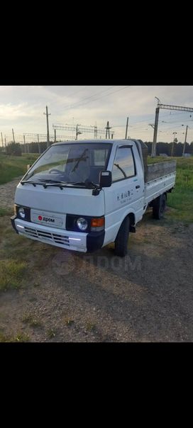   Nissan Vanette 1990 , 900000 , -