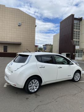  Nissan Leaf 2014 , 700000 , 