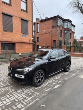 SUV   Alfa Romeo Stelvio 2021 , 3600000 , -