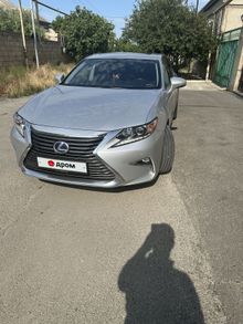  ES300h, 2015