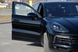 SUV   Porsche Cayenne 2018 , 7600000 , 