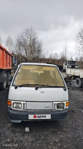    Nissan Vanette 1989 , 50000 , 