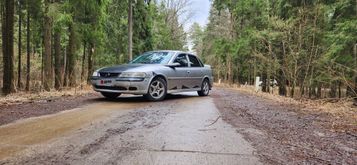  Vectra, 1999