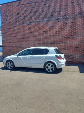  Opel Astra 2004 , 600000 , 