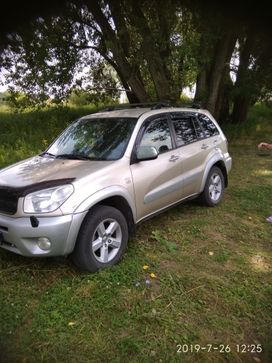 SUV   Toyota RAV4 2004 , 1499000 , 