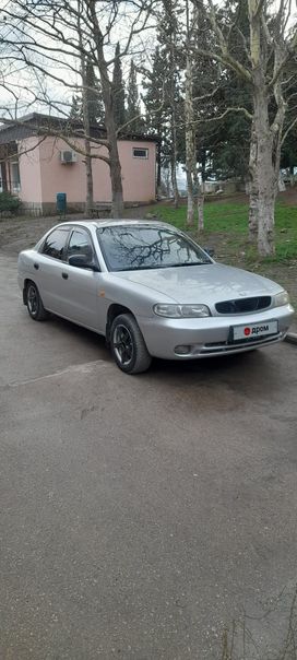  Daewoo Nubira 1998 , 300000 , 