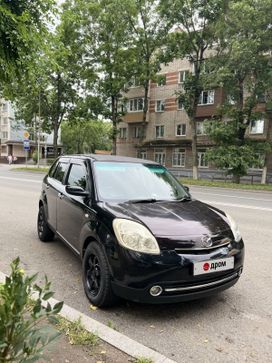  Mazda Verisa 2005 , 250000 , 