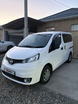   Nissan NV200 2011 , 1230000 , 