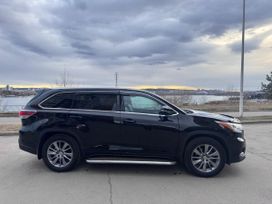 SUV   Toyota Highlander 2014 , 3399000 , 