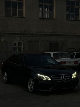  Mercedes-Benz E-Class 2015 , 2990000 , 