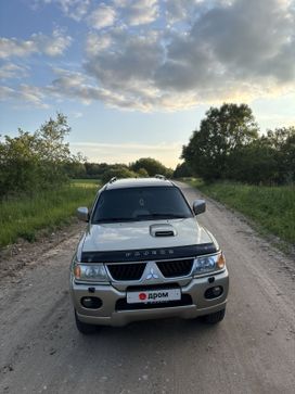 SUV   Mitsubishi Pajero Sport 2008 , 900000 , 