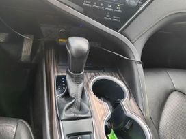  Toyota Camry 2020 , 2350000 , 