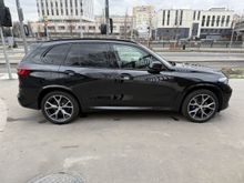  X5, 2022