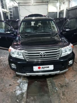 SUV   Toyota Land Cruiser 2013 , 4000000 , 