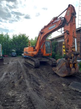   Doosan Solar 225 NLC-V 2010 , 7429000 , 