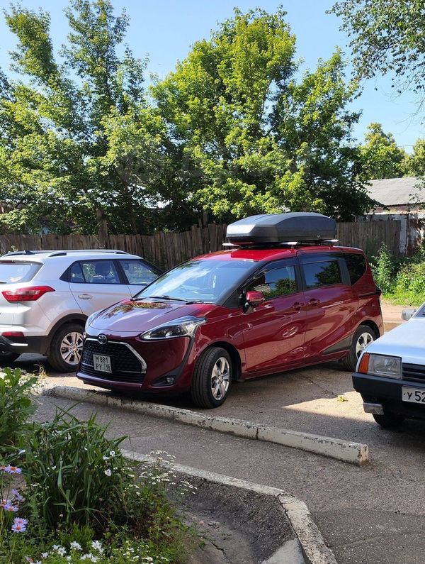    Toyota Sienta 2020 , 1700000 , 