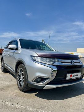 SUV   Mitsubishi Outlander 2015 , 1890000 , 