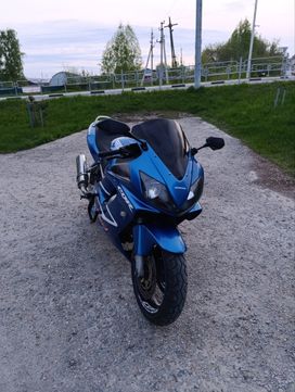   Honda CBR 600F4i 2002 , 440000 , 