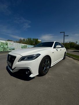 Toyota Crown 2018 , 2850000 , 