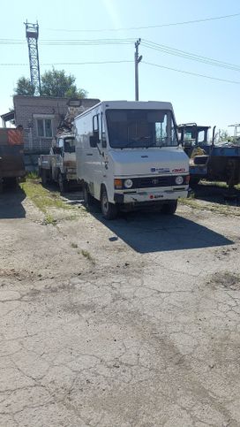 -  Toyota Dyna 1999 , 650000 , 