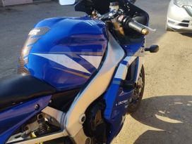   Yamaha YZF-R1 2000 , 470000 , 