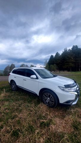 SUV   Mitsubishi Outlander 2015 , 2250000 , 