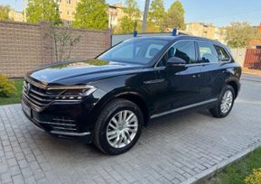 SUV   Volkswagen Touareg 2018 , 4199000 , 